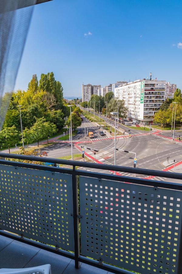 Brand New - Selfcheckins 24 - - Garage - Loggia - New - Luxury Apartment Zagreb